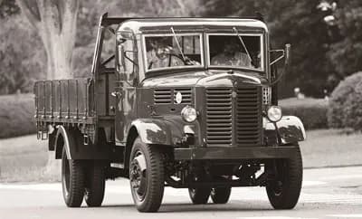 TX80 Truck - ISUZU history image